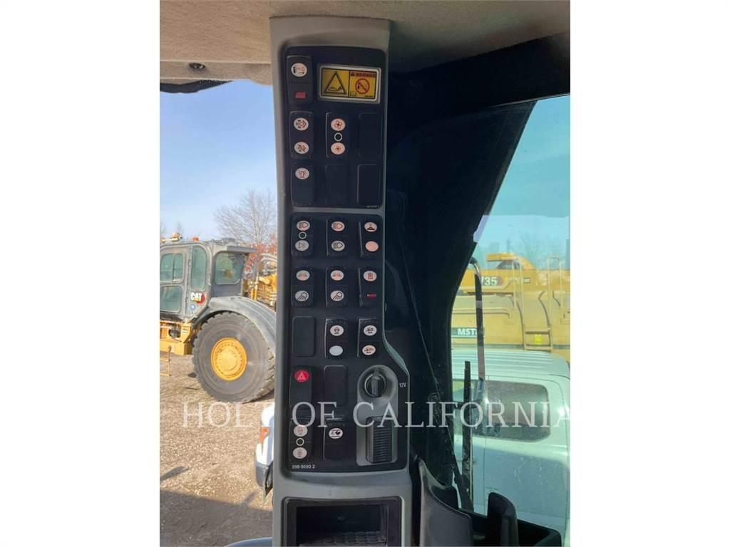 CAT 150 Graders