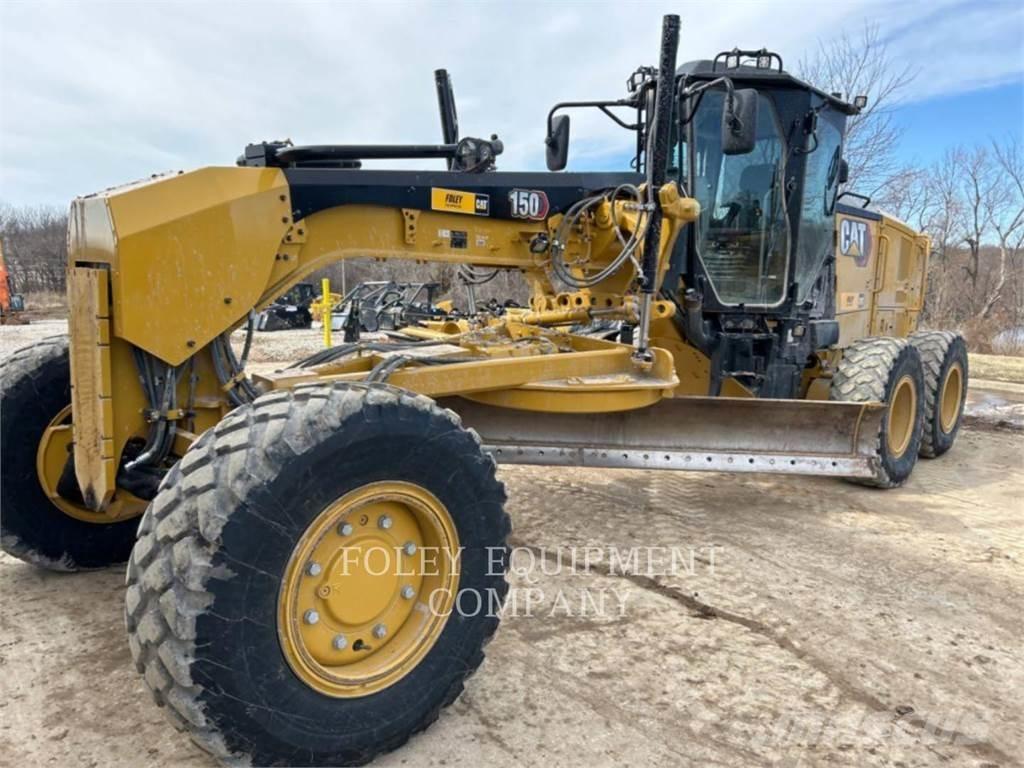 CAT 150-15AW Graders