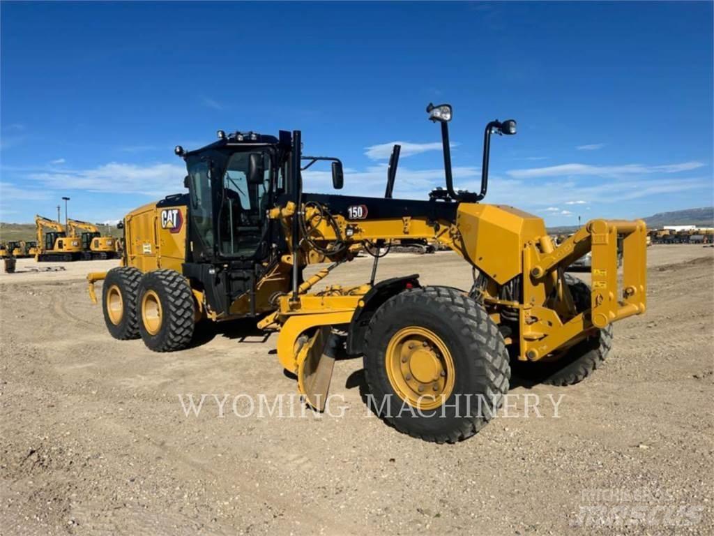 CAT 150 AWD Graders