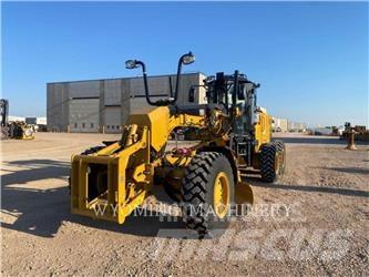 CAT 150 AWD Graders
