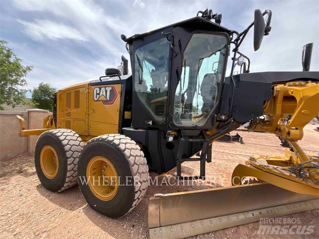 CAT 150 AWD Graders