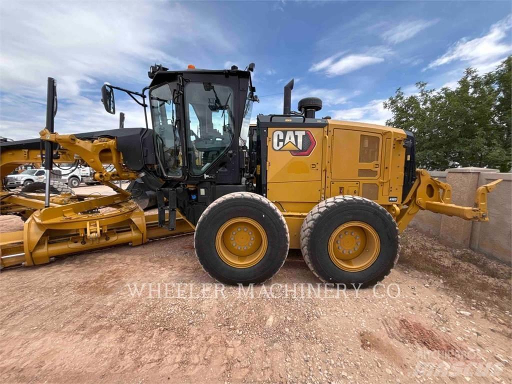CAT 150 AWD Graders