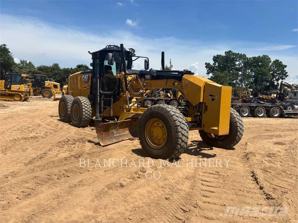 CAT 150 AWD Graders
