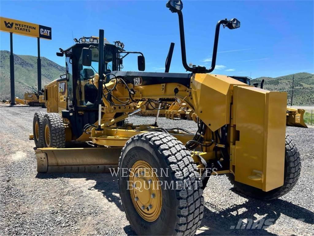 CAT 150 AWD Graders