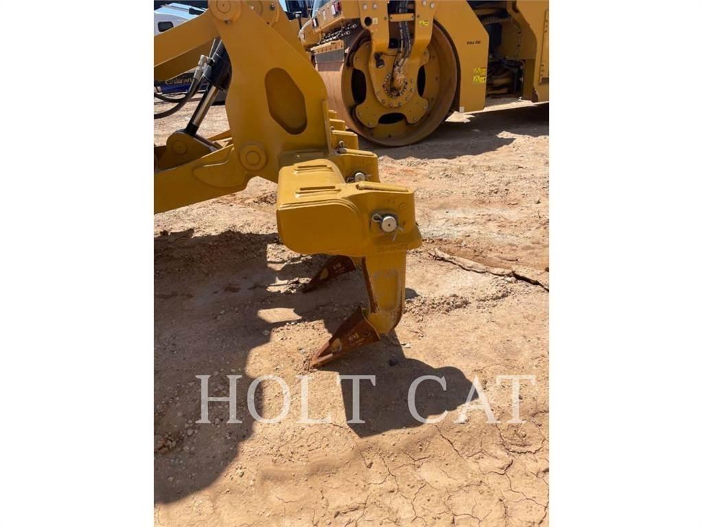 CAT 150 JOY3 Graders