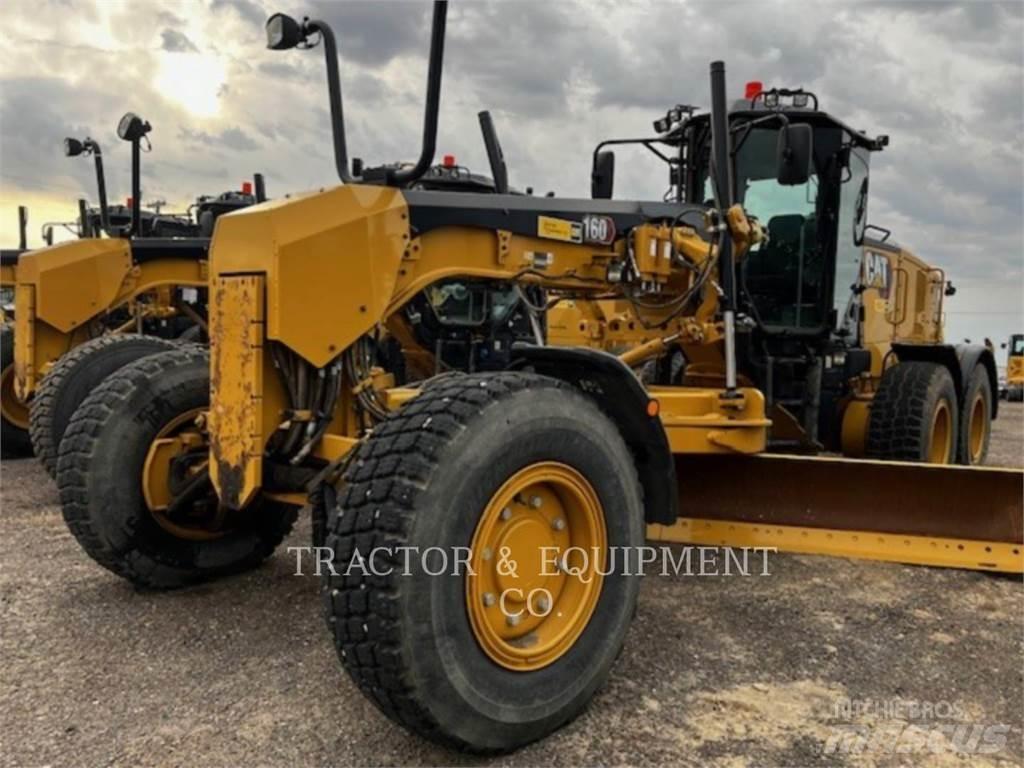 CAT 160 Graders