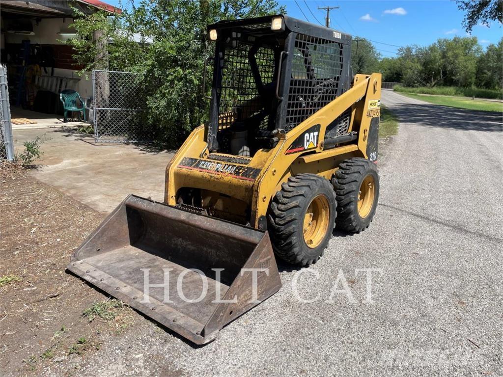 CAT 216 Skid steer loaders
