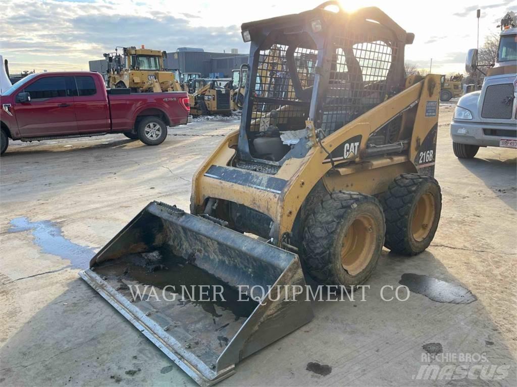 CAT 216B Skid steer loaders