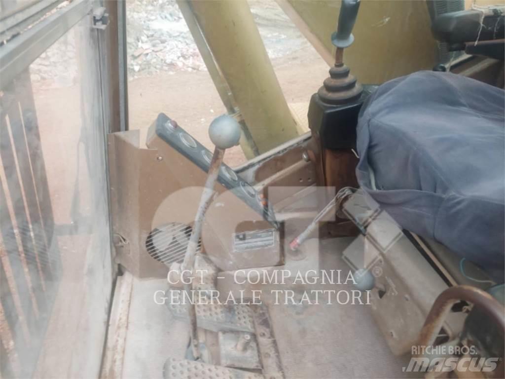 CAT 219 Crawler excavators