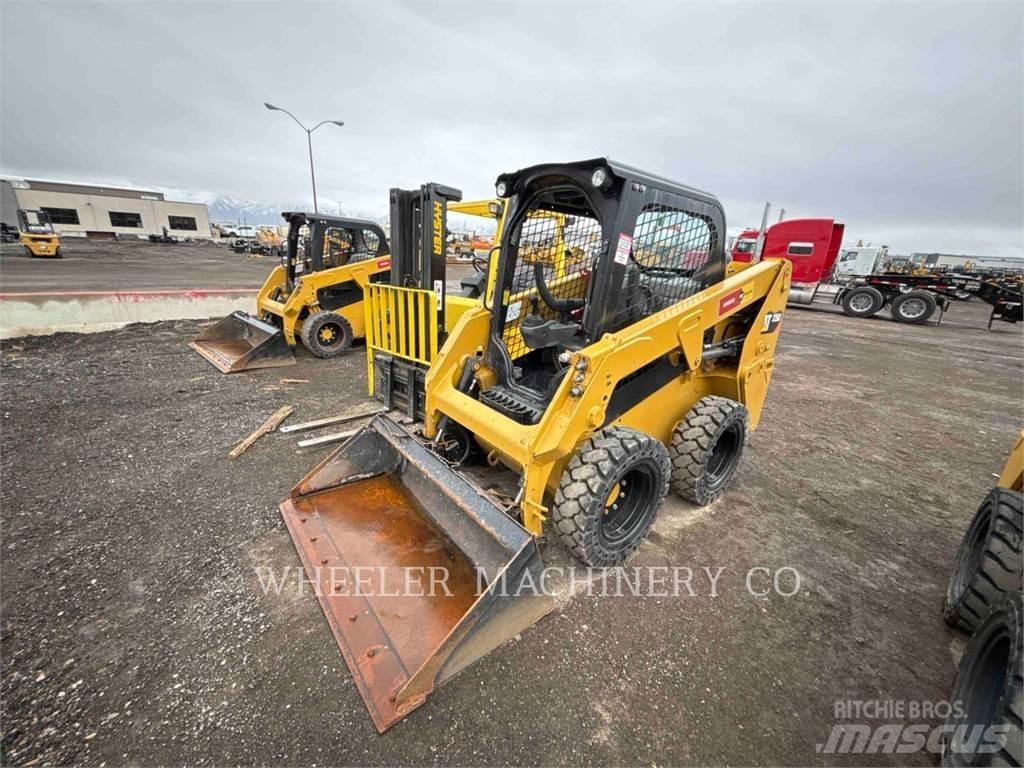 CAT 226D C1-H2 Skid steer loaders