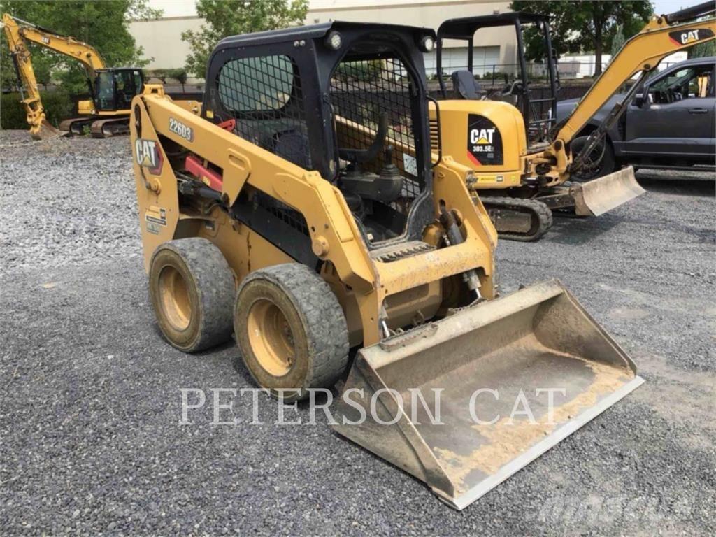 CAT 226D3 Skid steer loaders