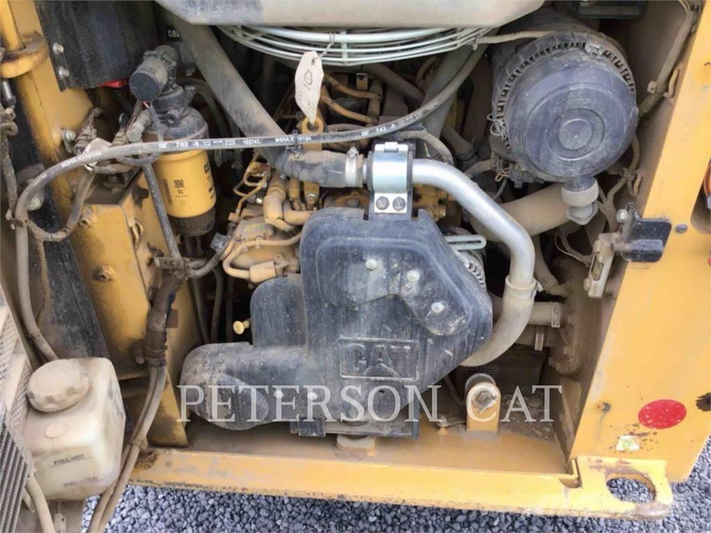 CAT 226D3 Skid steer loaders