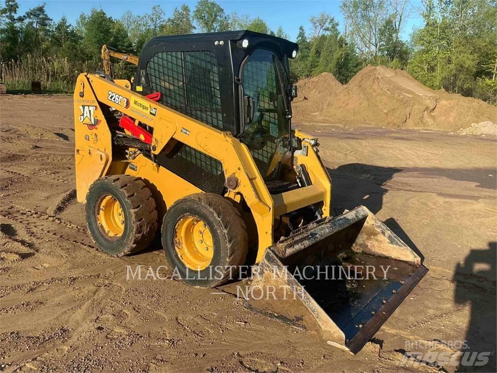 CAT 226D3 AQ Skid steer loaders