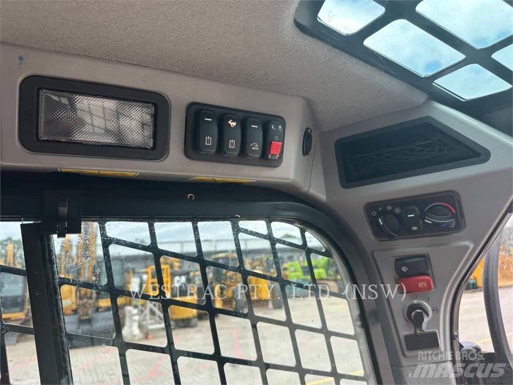 CAT 232D3 Skid steer loaders