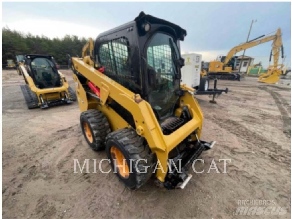 CAT 232D3 A2Q Skid steer loaders