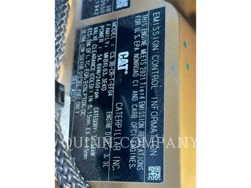 CAT 236D Skid steer loaders