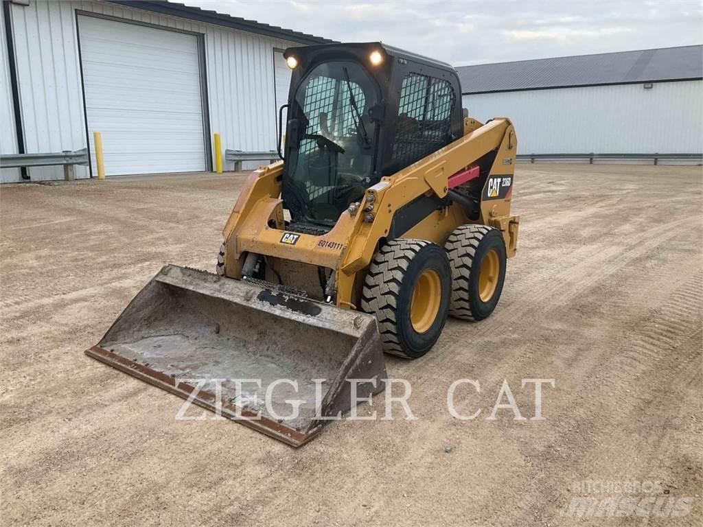 CAT 236D Skid steer loaders