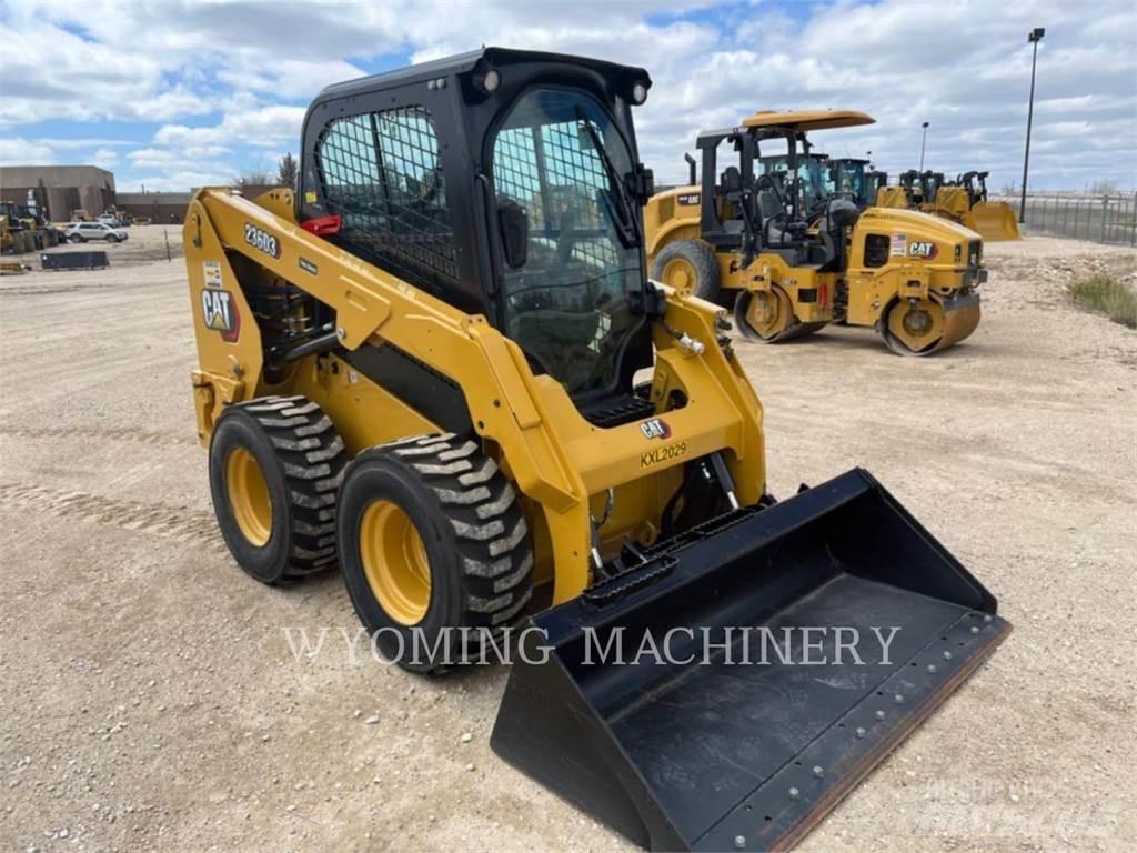 CAT 236D3 Skid steer loaders