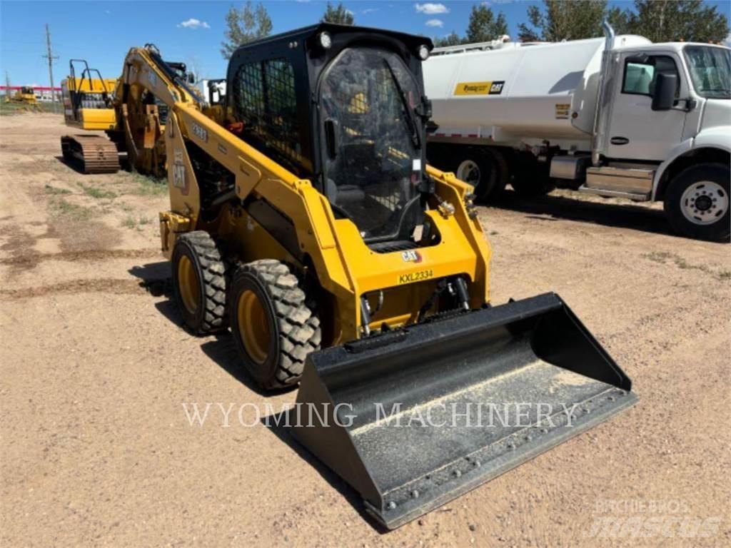 CAT 236D3 Skid steer loaders