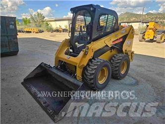 CAT 236D3 Skid steer loaders