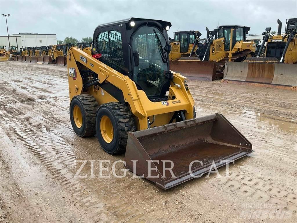 CAT 236D3 Skid steer loaders
