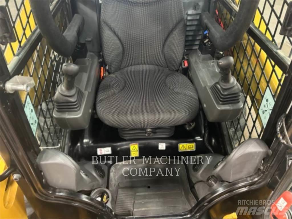 CAT 236D3 C3H2 Skid steer loaders