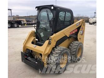 CAT 236D3STD1C Skid steer loaders