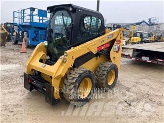 CAT 236D3STD2C Skid steer loaders