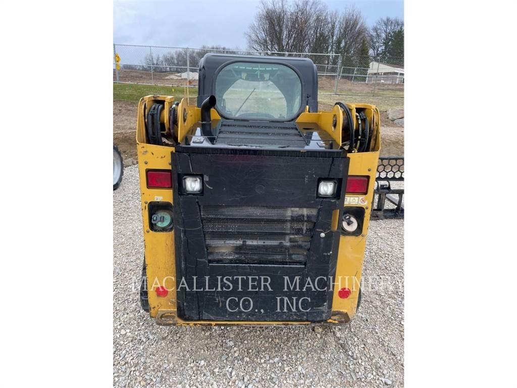 CAT 239D Crawler loaders