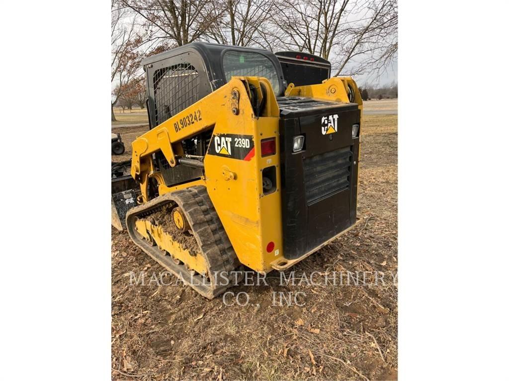 CAT 239D Crawler loaders
