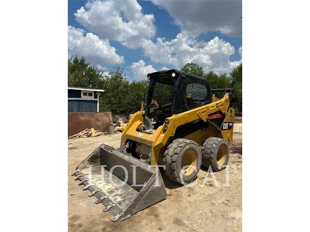 CAT 242D Skid steer loaders