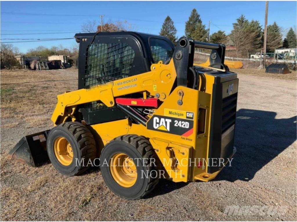 CAT 242D A2Q Skid steer loaders