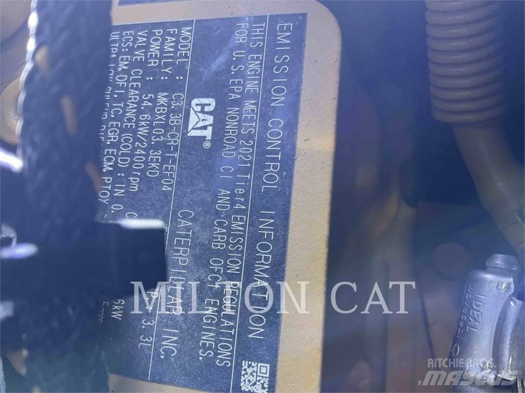 CAT 242D3 Skid steer loaders