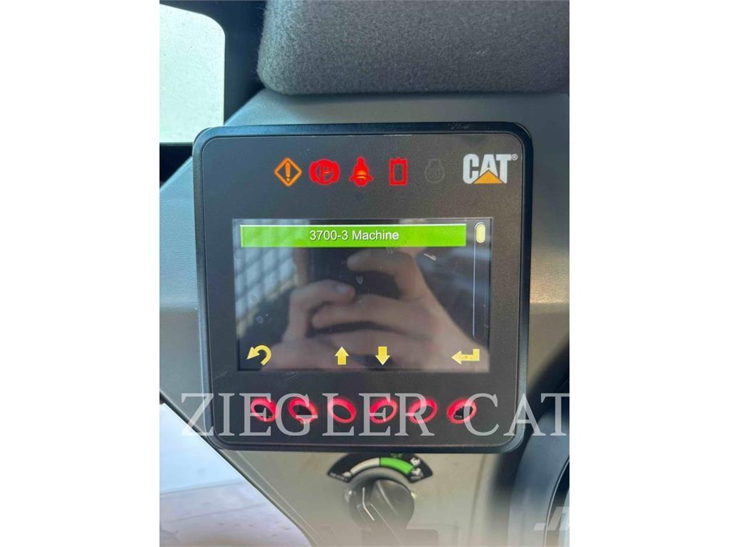 CAT 242D3 Skid steer loaders