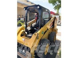 CAT 246 HF Skid steer loaders
