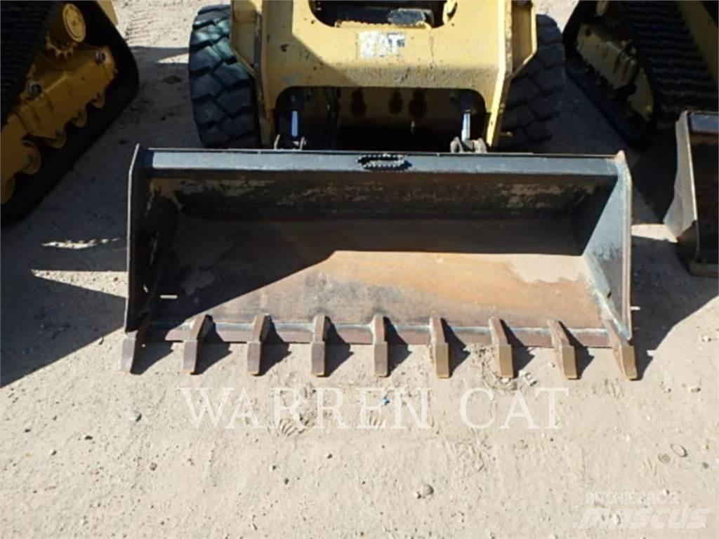 CAT 246D Skid steer loaders