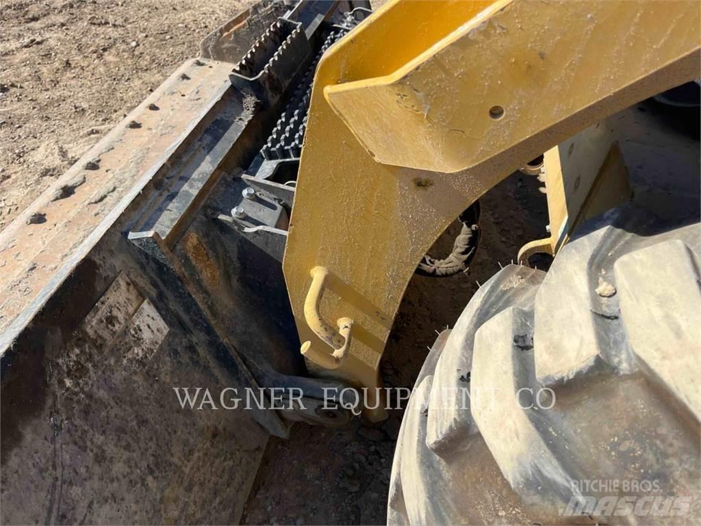 CAT 246D3 Skid steer loaders