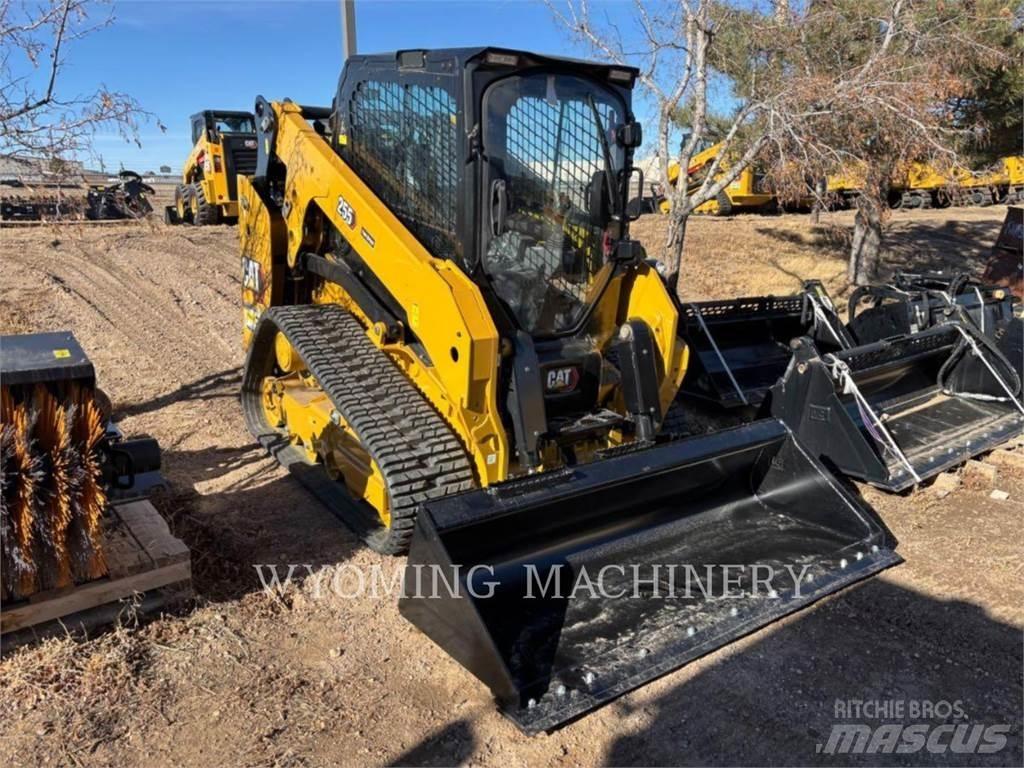 CAT 255 Skid steer loaders