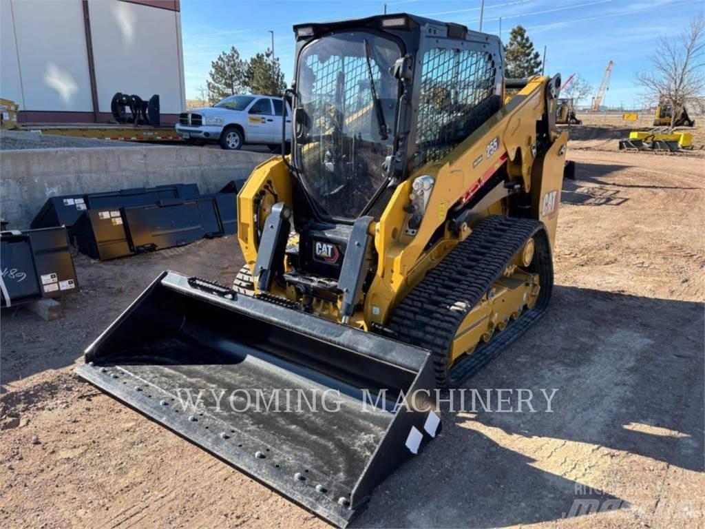 CAT 255 Skid steer loaders