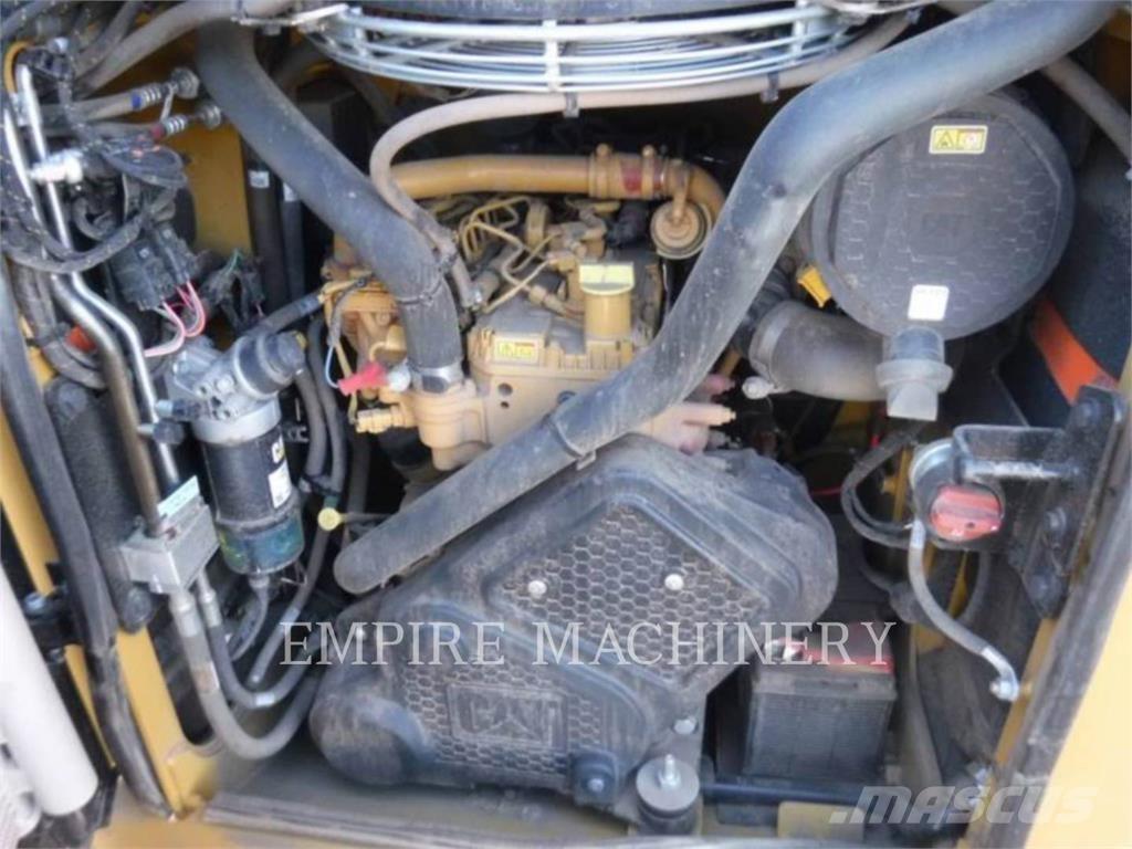 CAT 255-5 CA Skid steer loaders