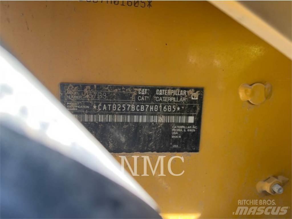 CAT 257B3 Skid steer loaders
