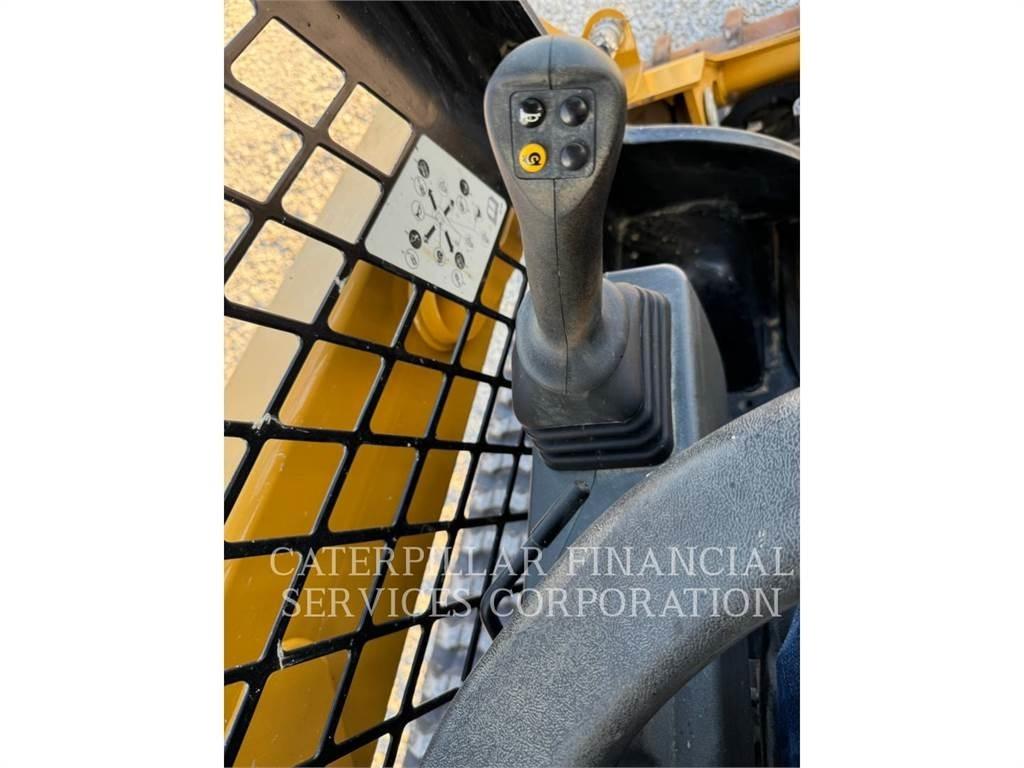 CAT 259D3 Crawler loaders