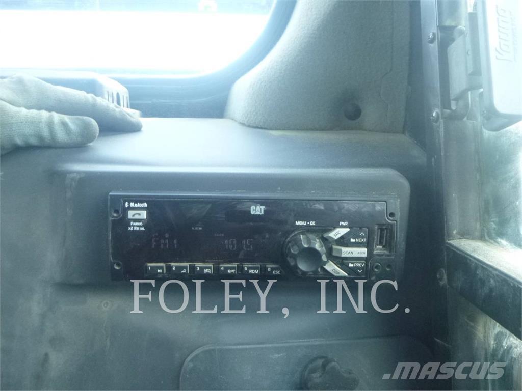 CAT 259D3 Crawler loaders