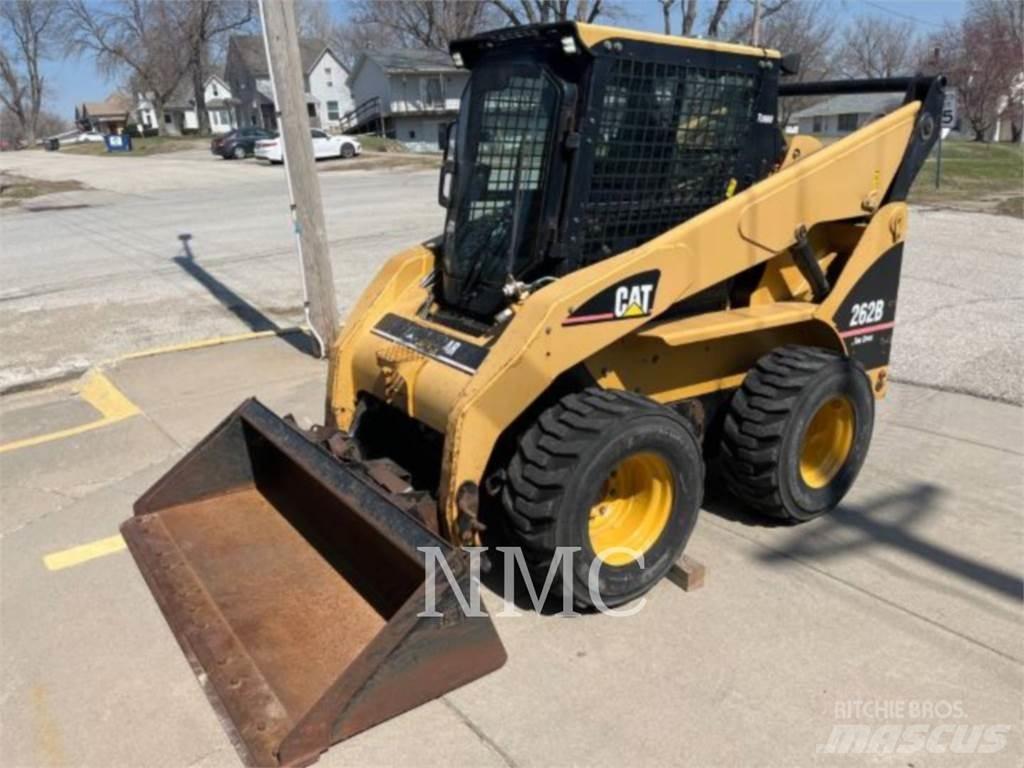 CAT 262B Skid steer loaders