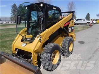 CAT 262D Skid steer loaders
