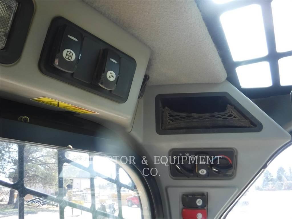 CAT 262D Skid steer loaders
