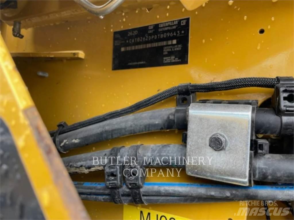 CAT 262D Skid steer loaders