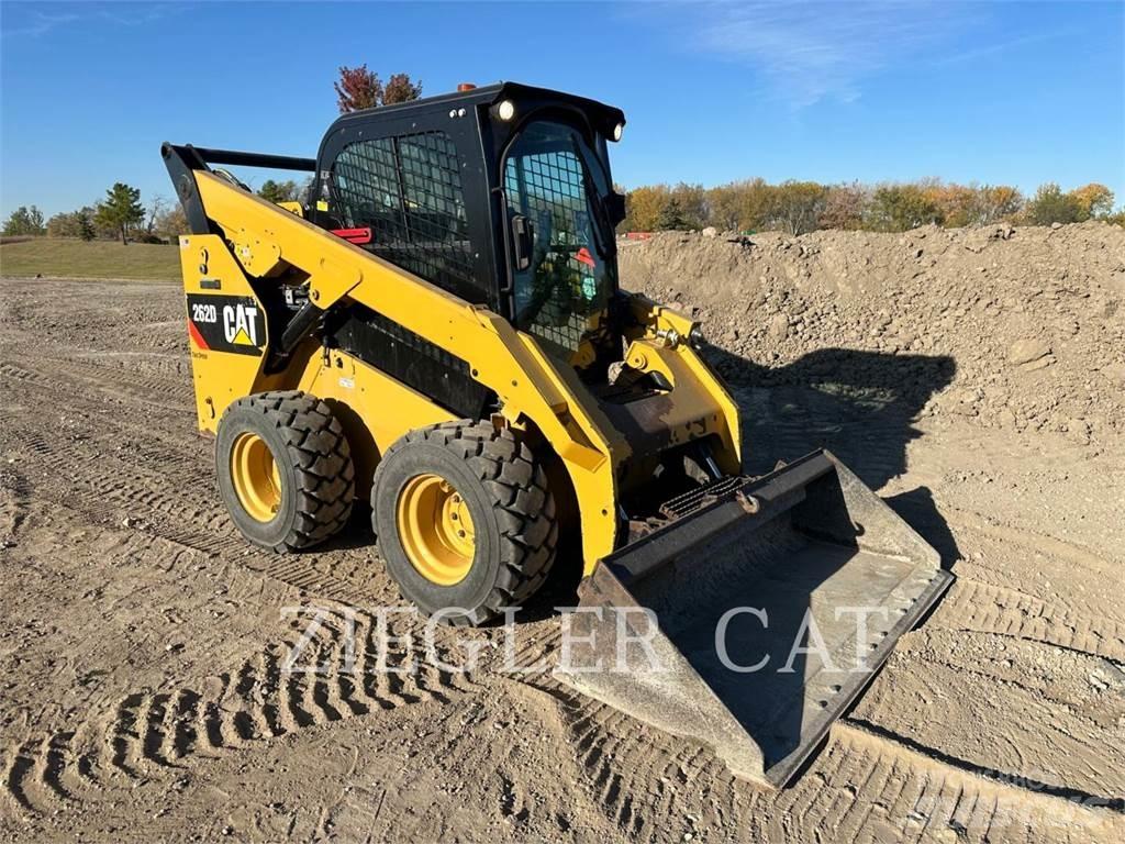CAT 262D Skid steer loaders