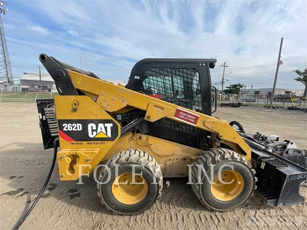 CAT 262D Skid steer loaders