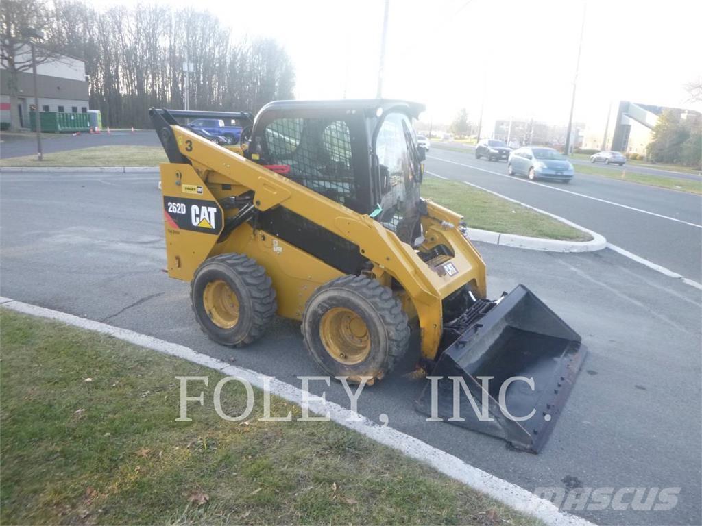CAT 262D Skid steer loaders